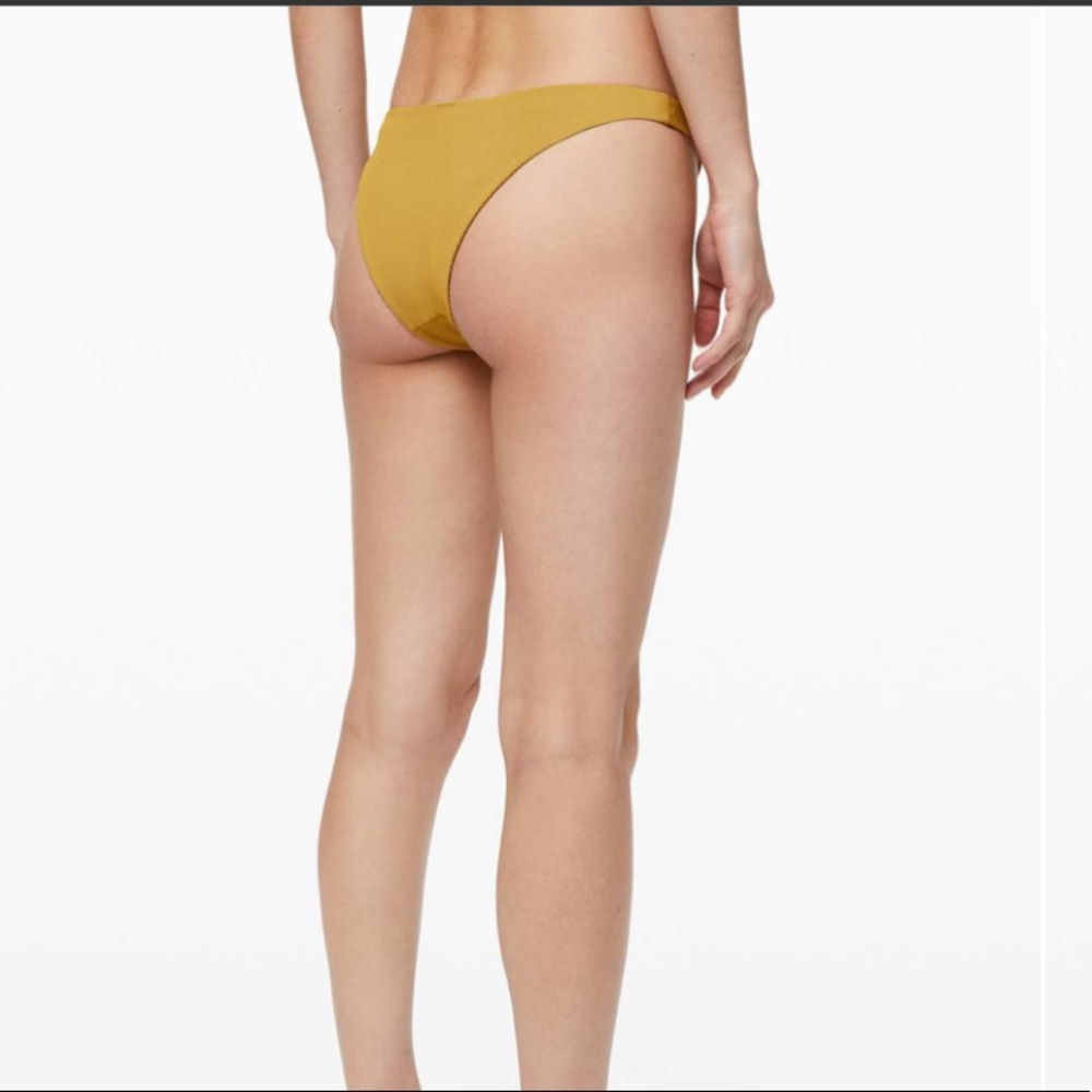 Lululemon Beach Boss Skimpy Bottom - Vintage gold